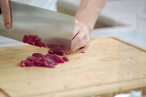 牛肉蔬菜粥的做法 牛肉蔬菜粥怎么做更营养