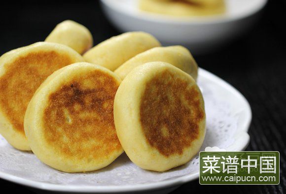 玉米面酸菜饼