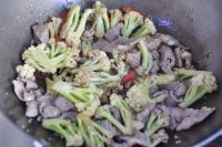 干锅孜然羊肉花菜的做法步骤10