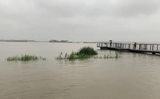 秦淮河洪水橙色预警 目前秦淮河超警戒水位1.70米