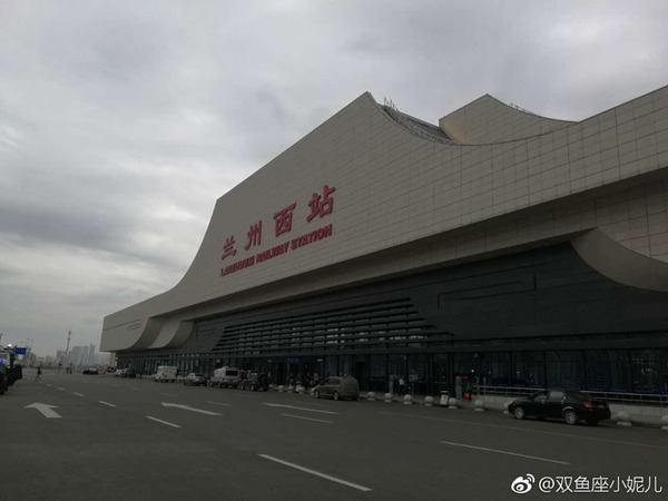 北方清凉昼夜温差超10℃ 南方秋老虎犹在
