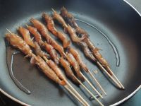 烧烤串串虾的做法步骤5