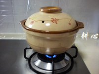 花椰菜虾米排骨汤的做法步骤6
