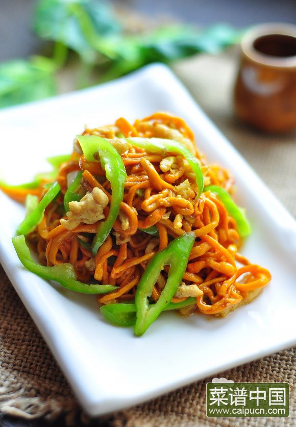 肉丝炒虫草花