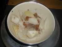 葡萄干冰糖梨水的做法步骤10