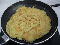 土豆丝蛋饼的做法步骤7