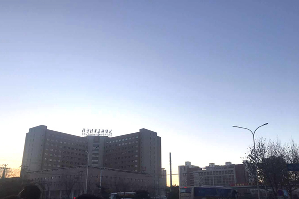 京城天气干燥昼夜温差达13℃ 感冒人数翻倍增加需预防