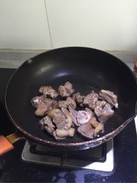 红烧狗肉的做法步骤1