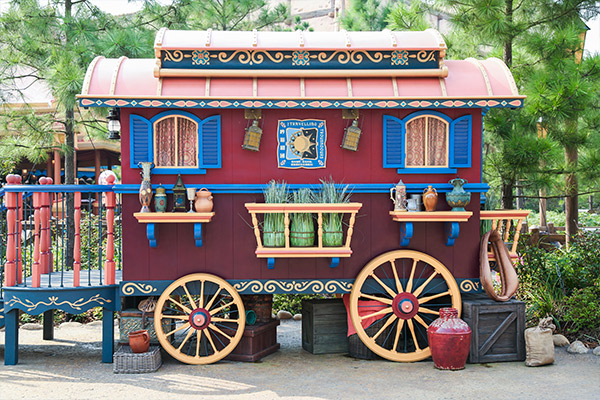 上海迪斯尼几点开门 上海迪士尼门票多少钱