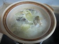 番茄金针菇桂鱼汤的做法步骤4