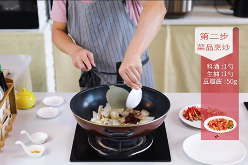 农家小炒肉怎么炒 农家小炒肉正宗的做法