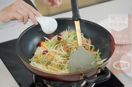 酸辣土豆丝的做法 酸辣土豆丝的家常做法介绍