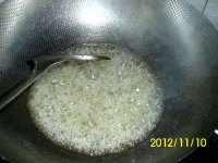 拔丝苹果的做法步骤5