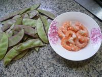 虾肉炒扁豆的做法步骤1