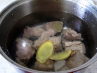 扁豆麦冬煲排骨的做法步骤5