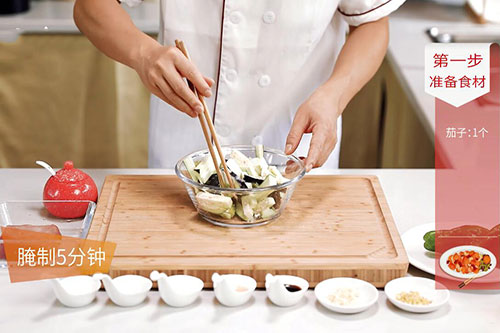 茄子炒肉的做法 茄子炒肉的简单做法