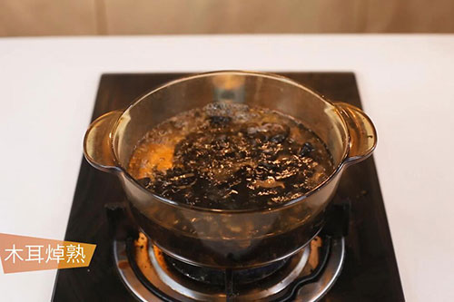 木耳炒鸡蛋的做法 木耳炒鸡蛋怎么炒