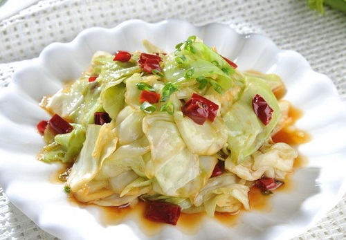 手撕包菜的做法 饭店的手撕包菜怎么做