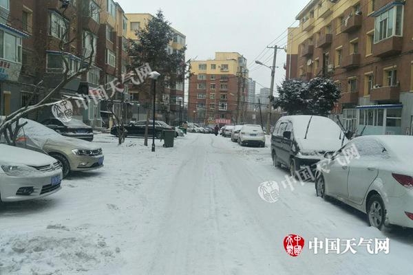 吉林今明天持续降雪降温 长春或迎入冬来最冷一天