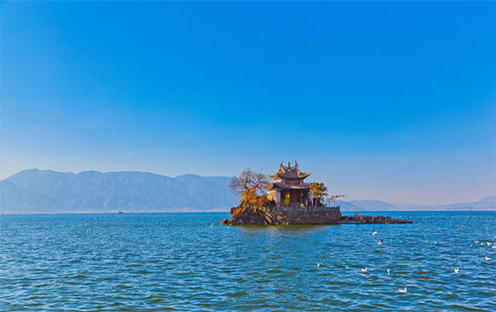 丽江到泸沽湖需要多久