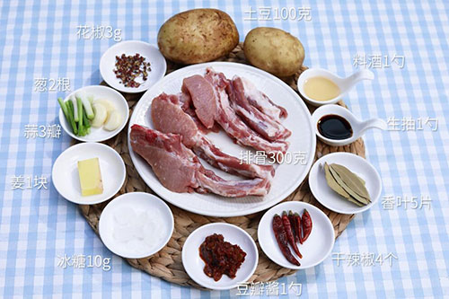 排骨炖土豆的做法 排骨炖土豆怎么炖