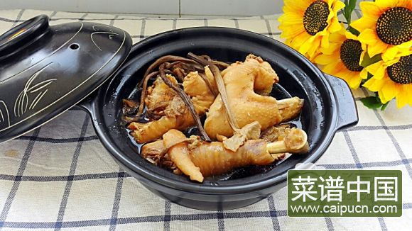 茶树菇炖柴鸡