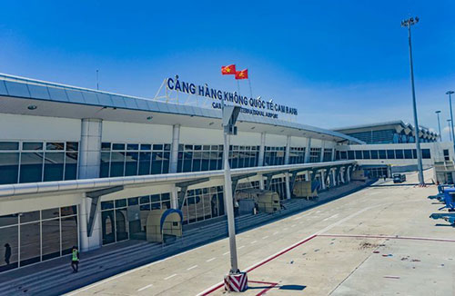 芽庄有机场吗
