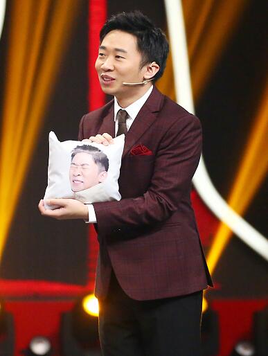 杨迪点名跑路站姐是怎么回事  杨迪点名跑路站姐是什么情况