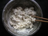 东北葱花饼的做法步骤1