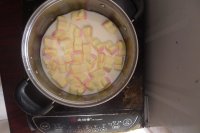 牛奶棉花糖冰淇淋的做法步骤2
