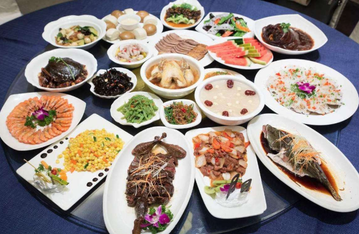 除夕年夜饭吃什么传统食物？大年夜除夕吃什么菜寓意好？