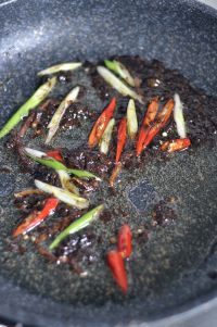 酱烧蛤蜊的做法步骤5