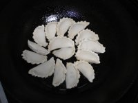 冰花煎饺的做法步骤13