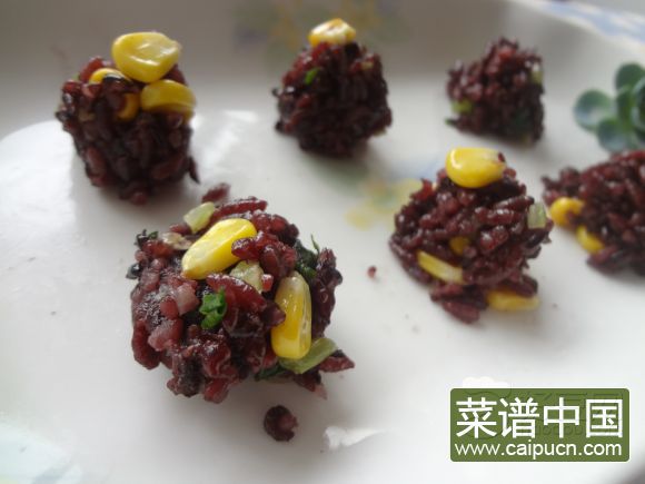 杂粮饭团