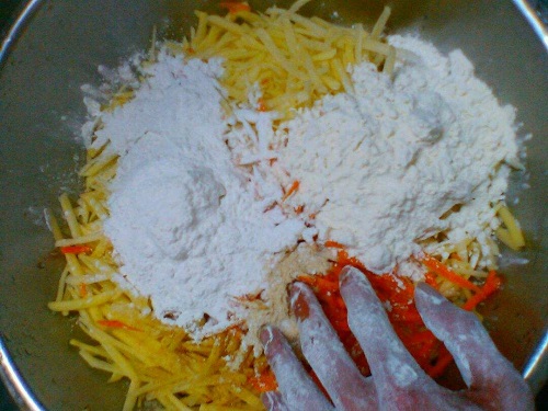 家常土豆丝饼的做法 土豆丝饼怎么做简单好吃