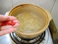 补肾健脾枸杞栗子银耳羹的做法步骤7