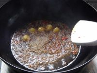 巴蜀水煮泥鳅的做法步骤5