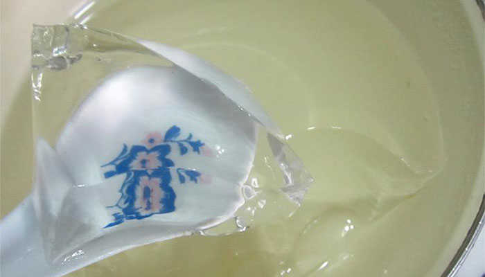 吉利丁和白凉粉有什么区别 吉利丁和白凉粉有什么不同