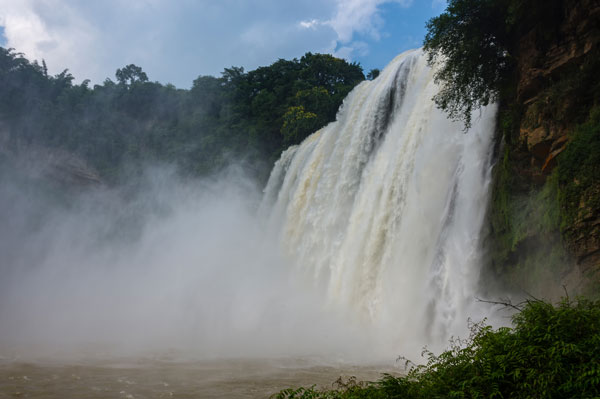 贵阳到黄果树瀑布怎么坐车 黄果树瀑布景区门票