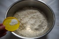 【手工美食】自制热干面的做法步骤4