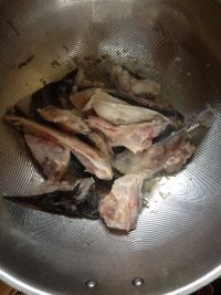 鱼头豆腐汤的做法步骤2
