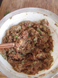 荠菜猪肉水饺的做法步骤4