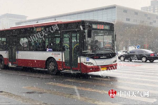 北京结束145天无有效降水纪录 雨雪傍晚前后结束