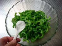 冰镇雪碧苦瓜的做法步骤5