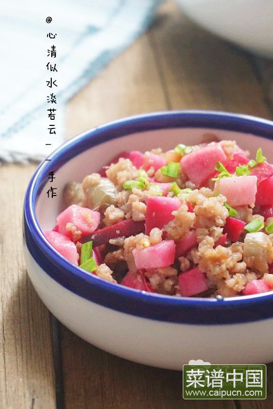 肉末炒泡萝卜丁