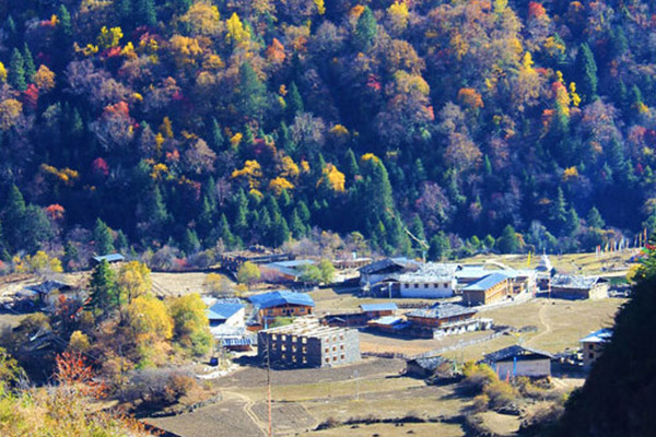雨崩村冬天可以进去吗 雨崩徒步路线推荐