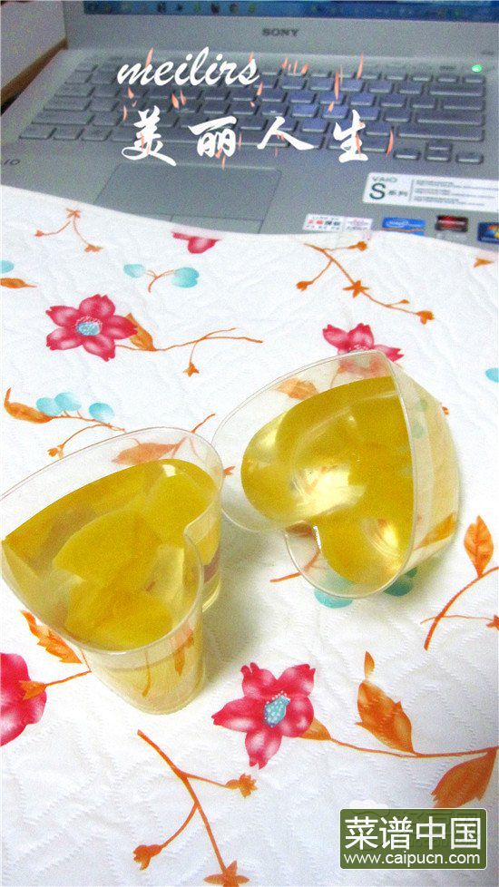 黄桃果冻