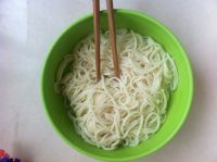 热干面的做法步骤4