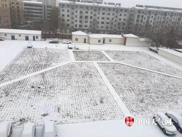 内蒙古大风降雪来袭 黄河封河加速