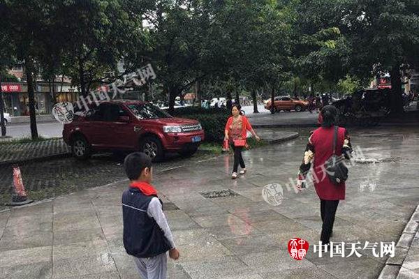 四川高温天“全面熄火” 未来三天持续阴雨